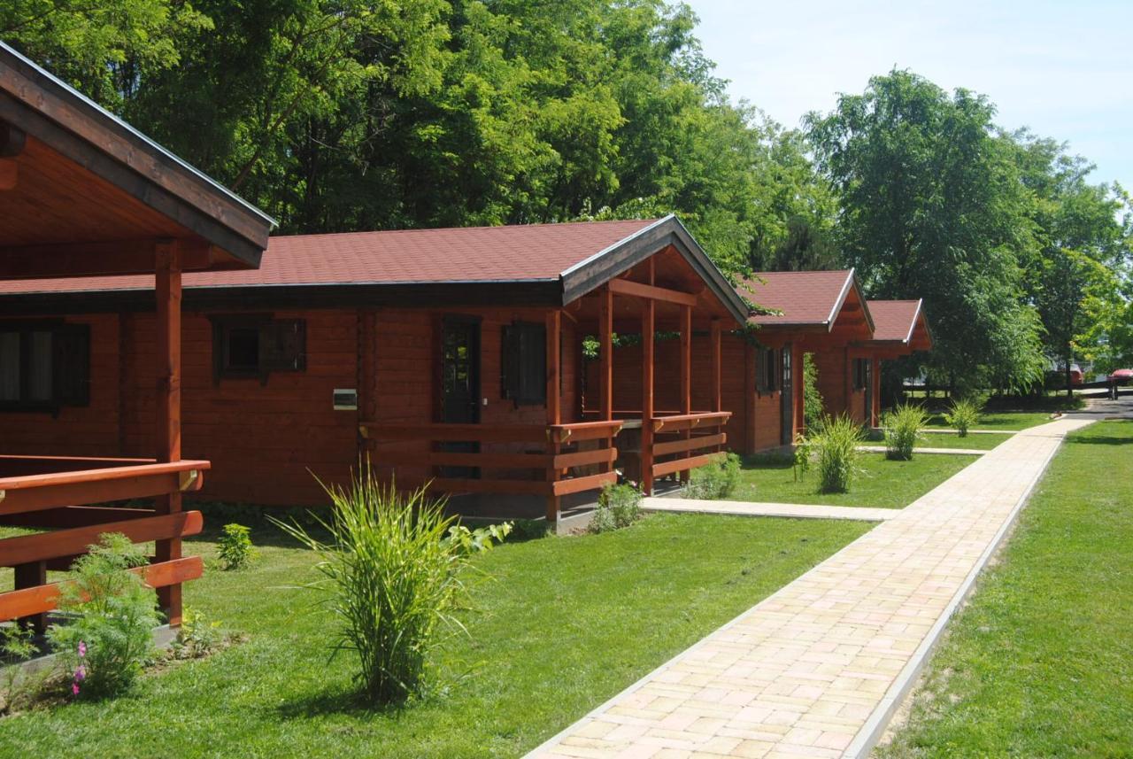 Villa Hedi Vendeghaz Dunakiliti Ngoại thất bức ảnh